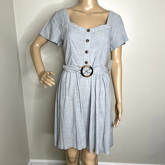 SO Circle Buckle Short Sleeve Dress - Picture 1 of 8